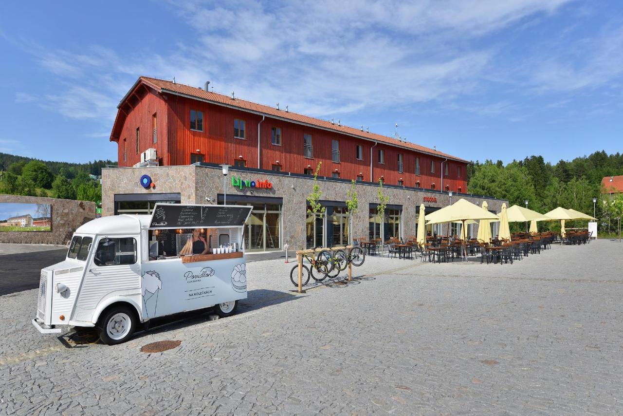 Hotel Element Lipno nad Vltavou Kültér fotó